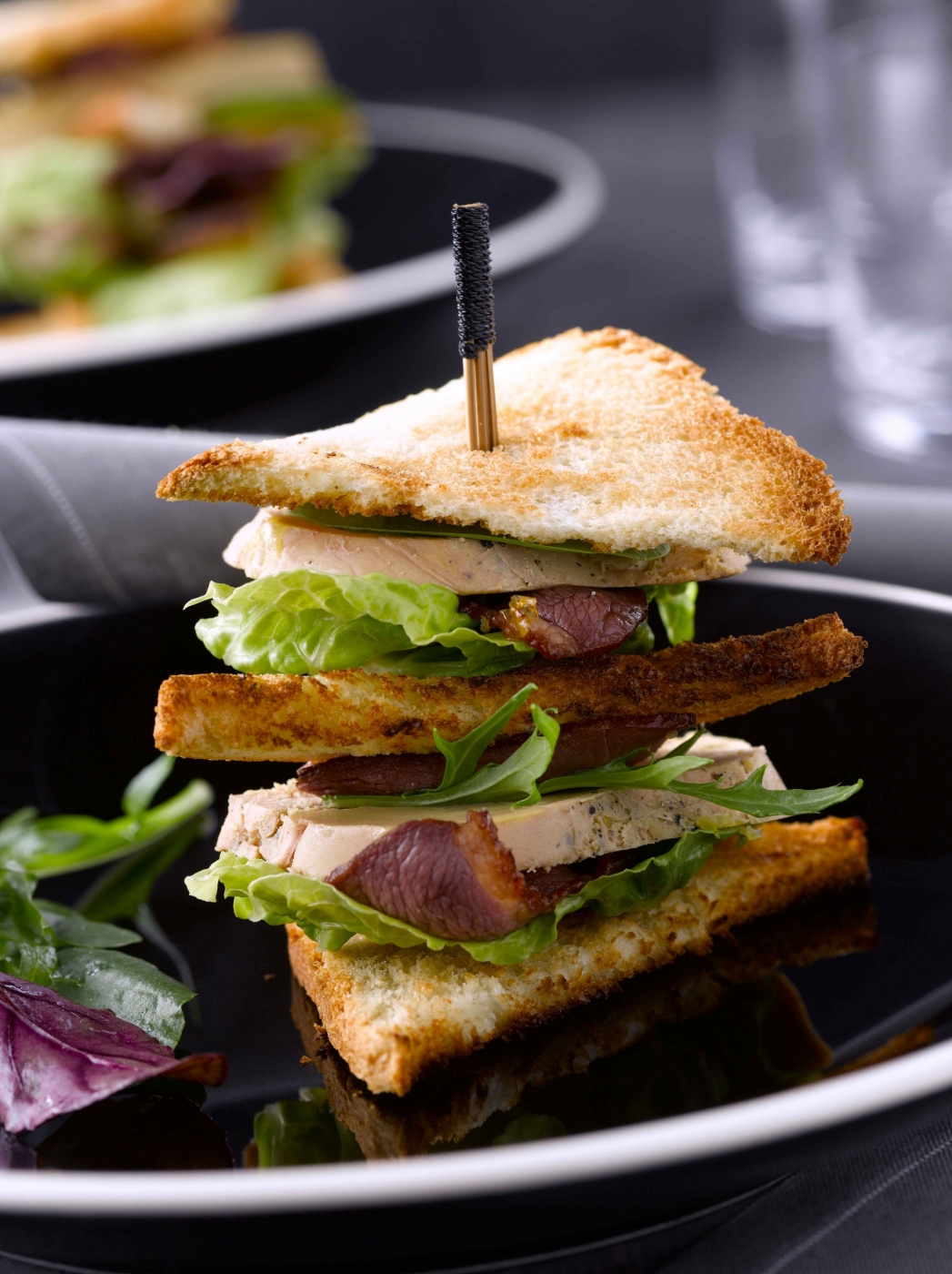 Sandwich au foie gras de canard et magret séché